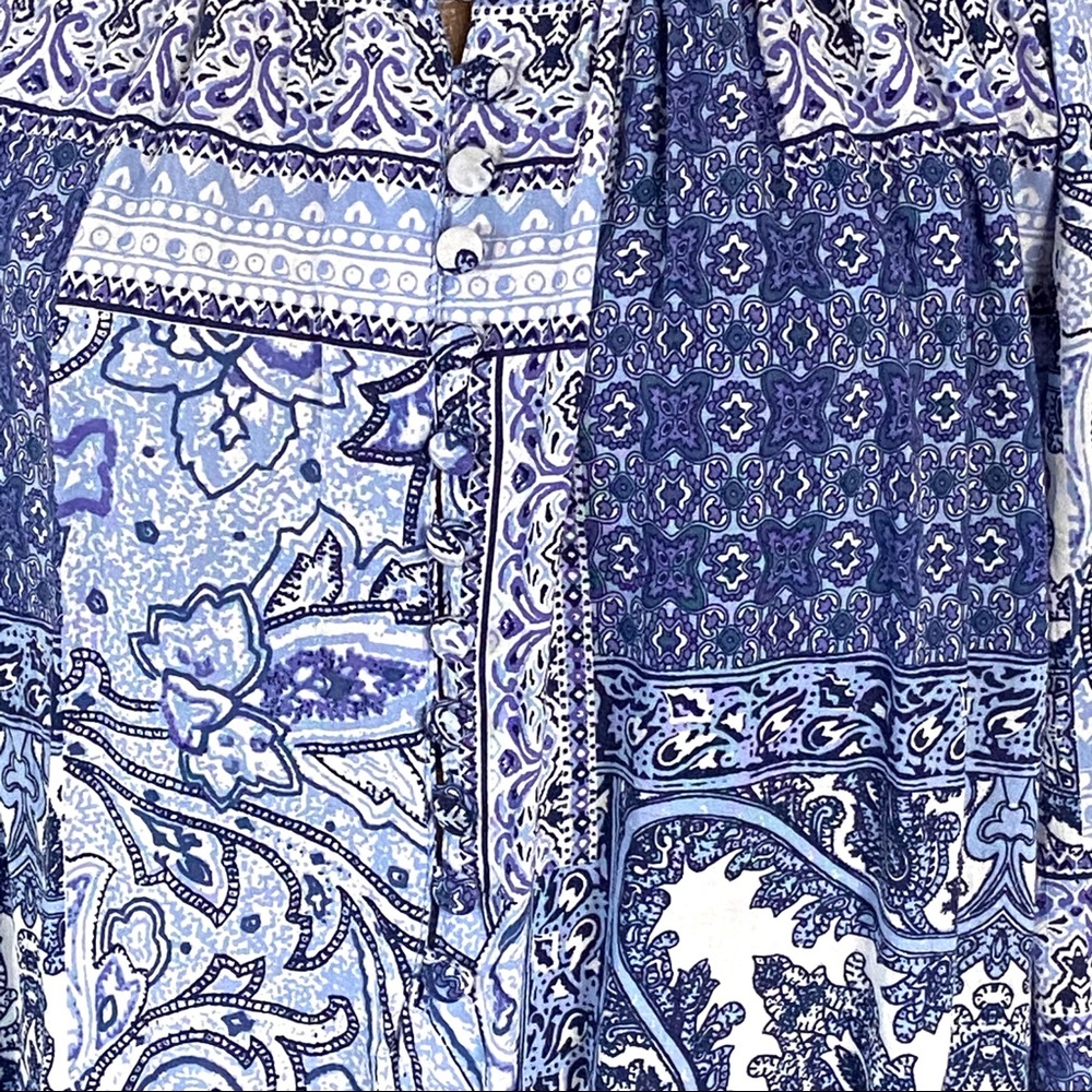 Adrienne Vittadini 3/4 button Sleeve Floral Top - Picture 6 of 10